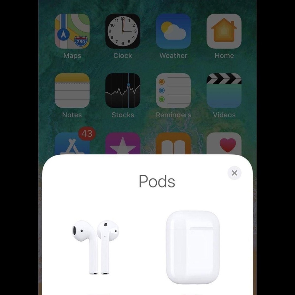 Ipods - Picture 2 of 7